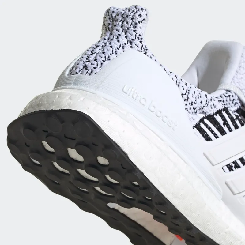 adidas Ultraboost 5.0 DNA Primeblue Boost Cloud White / Cloud White / Core Black (GX2562)