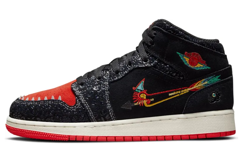 Jordan 1 Mid Siempre Familia (GS) (DN5121-001)