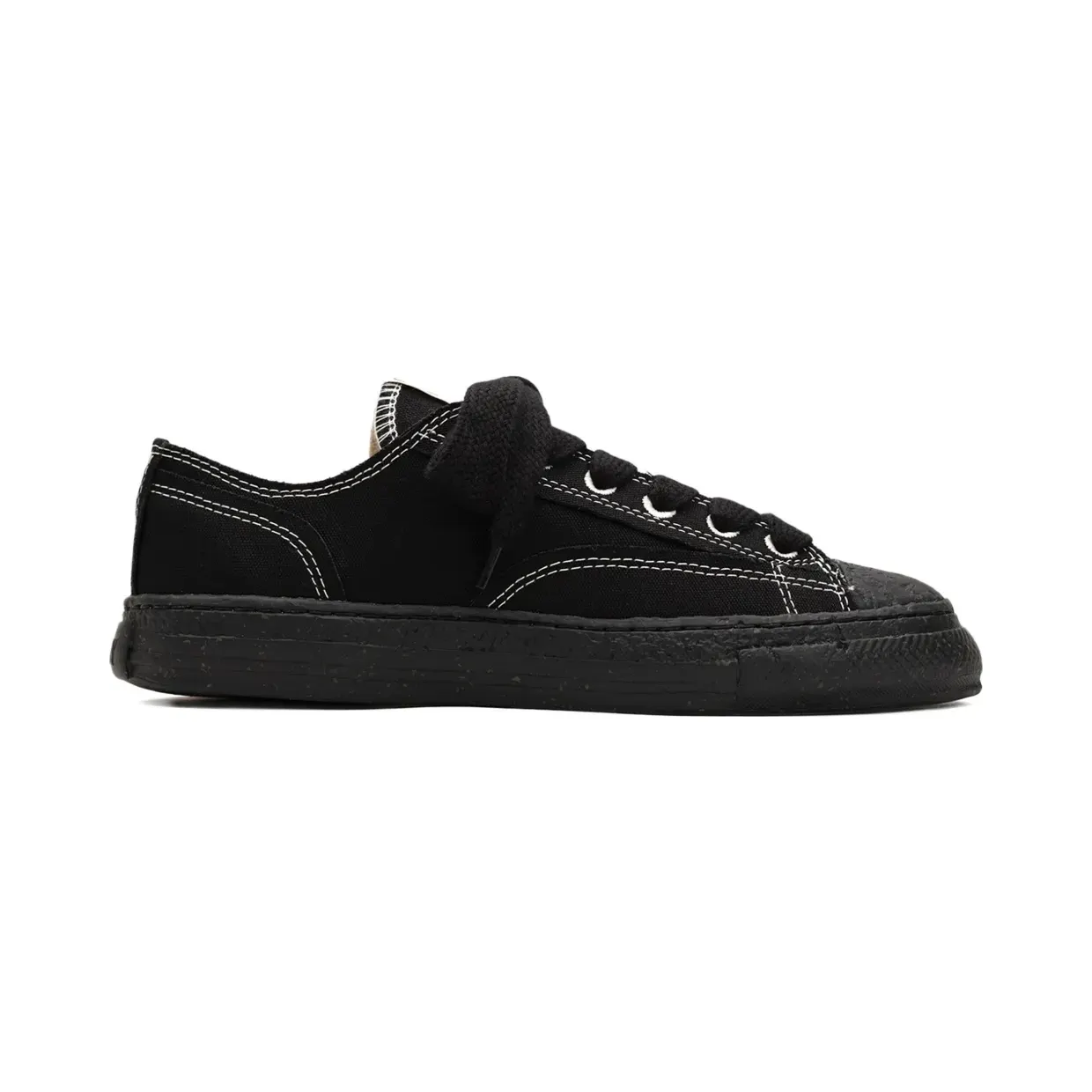 general-scale-sneaker S13FW702