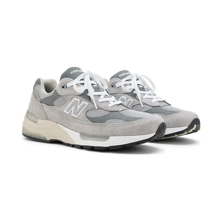 New Balance 992 “Made in USA – Grey Silver Metallic” (U992GY)