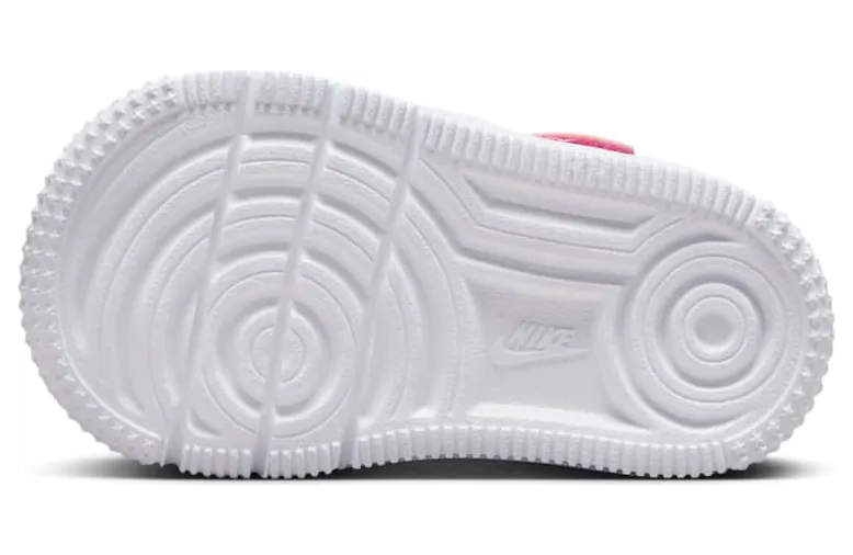nike-air-force-1 FN0236-600