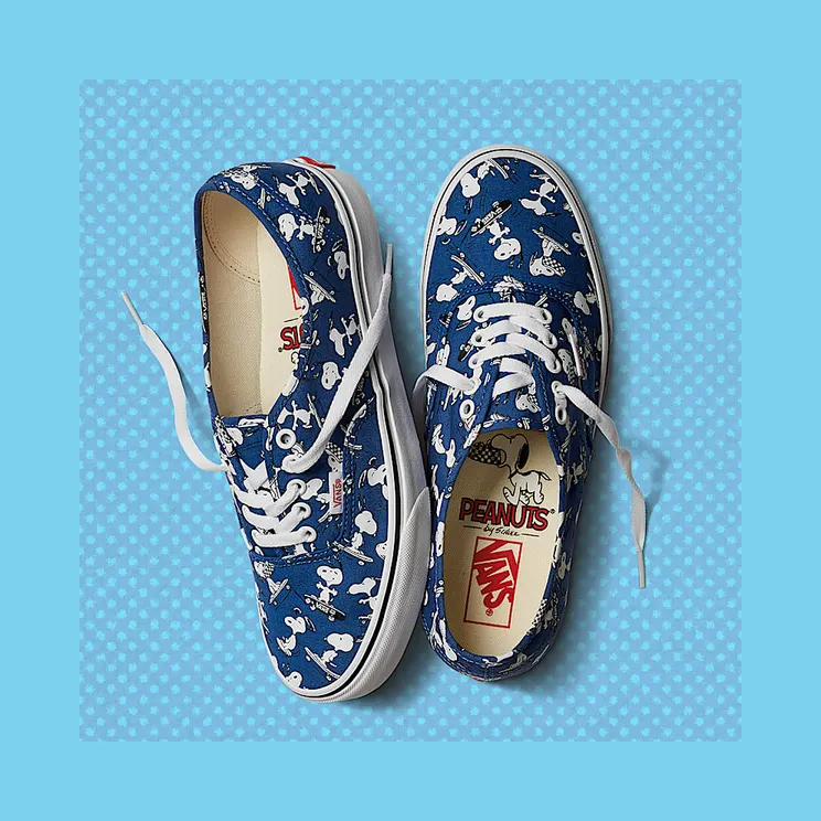 Vans Authentic Peanuts Snoopy Skating (VN0A38EMOQW)