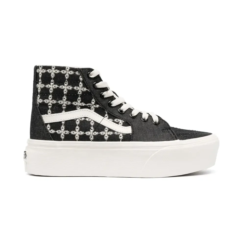 Vans Sk8-Hi with borduurwerk – Black (VN0A5JMKBMA1)