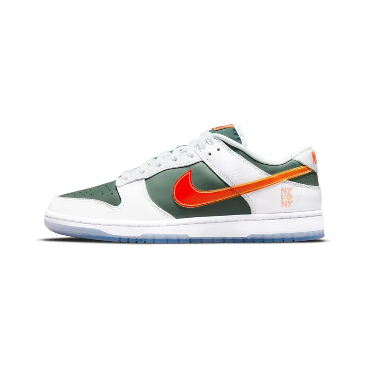 Nike Dunk Low SE NY vs. NY (DN2489-300)