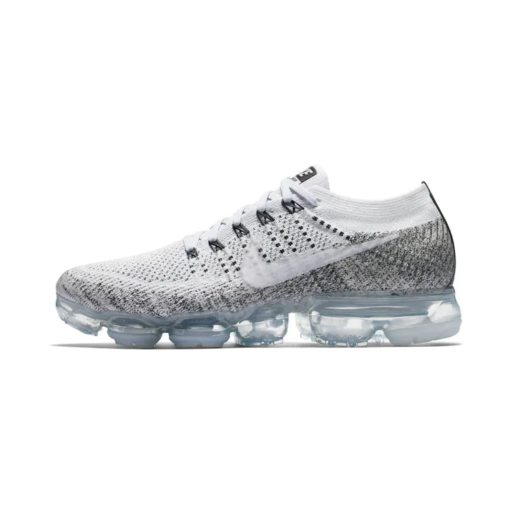 Nike Air VaporMax Oreo “Pale Grey / Black / Pure Platinum / Sail” (899473-002)