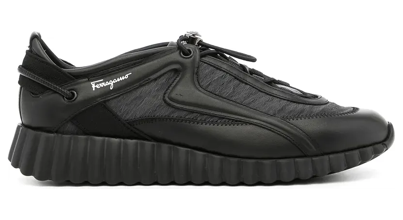 Ferragamo Pixie met houtje-touwtje sluiting “Black” (744267)