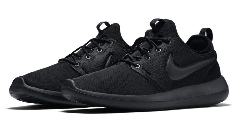 Nike Roshe Two Triple Black