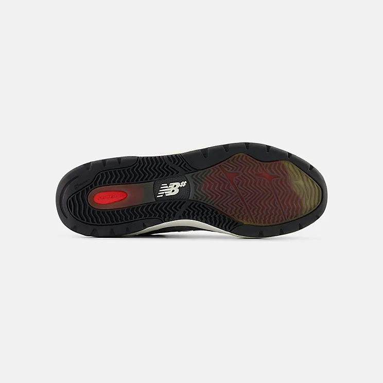 new-balance-numeric NM933GDY