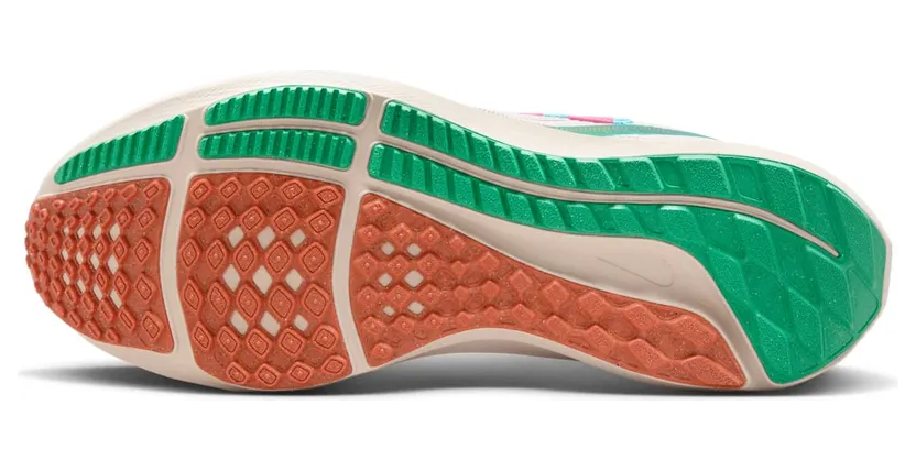 nike-air-zoom FN0599-100