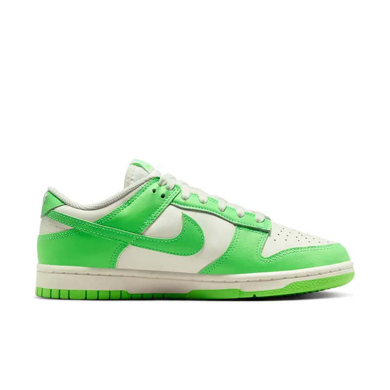 Nike Dunk Low “Green Strike” (HV0842-133)