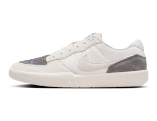 nike-air-force IQ8398-001