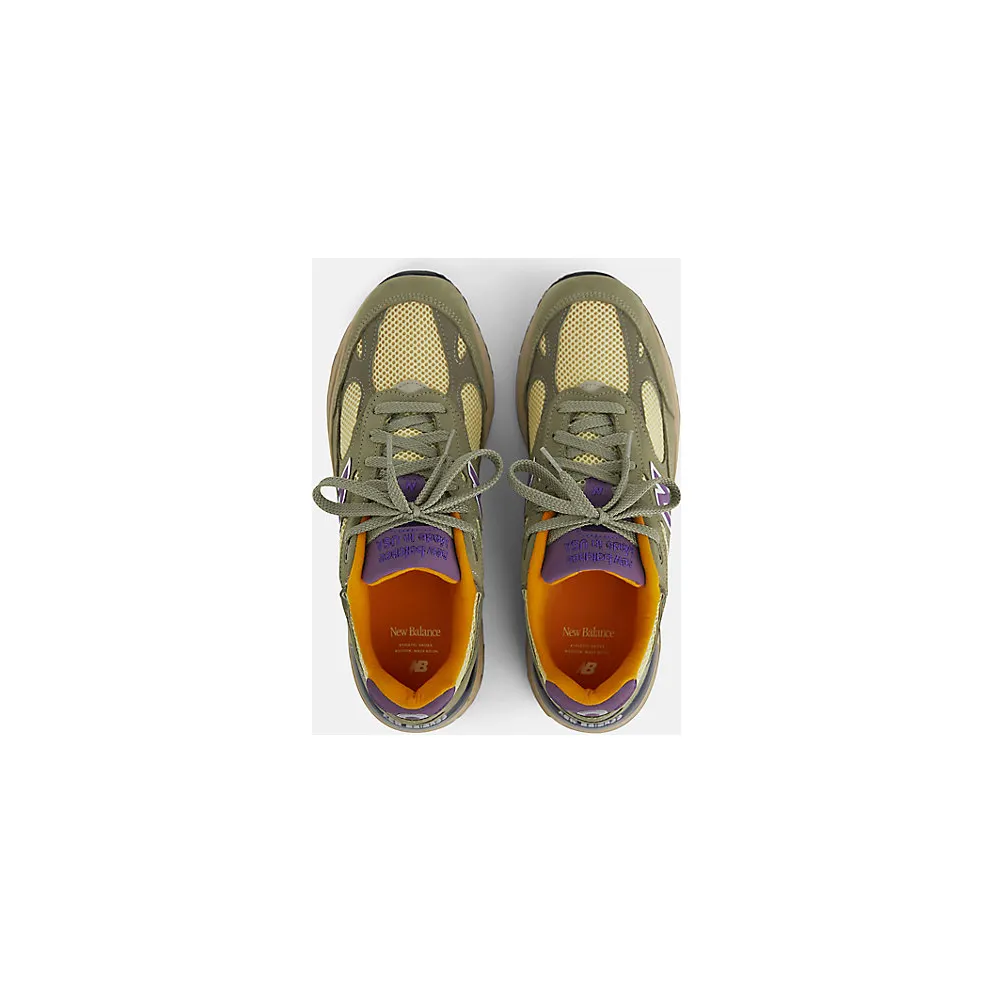 New Balance 993 “Made in USA – Olive Leaf / Maize” (U993OL)