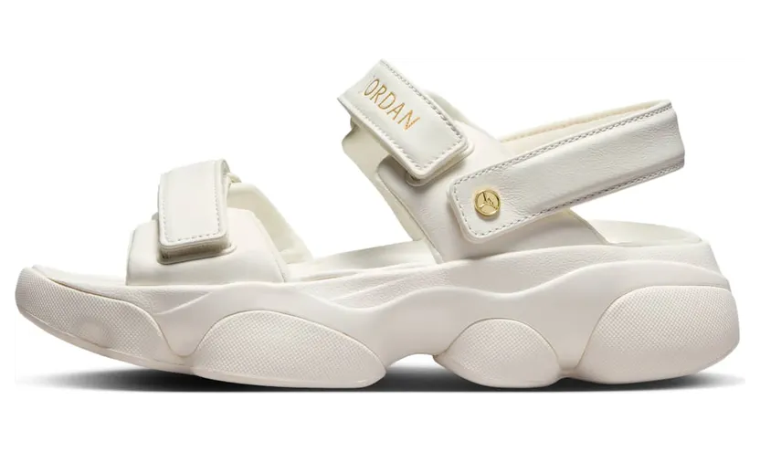 Jordan Deja FN5036-100