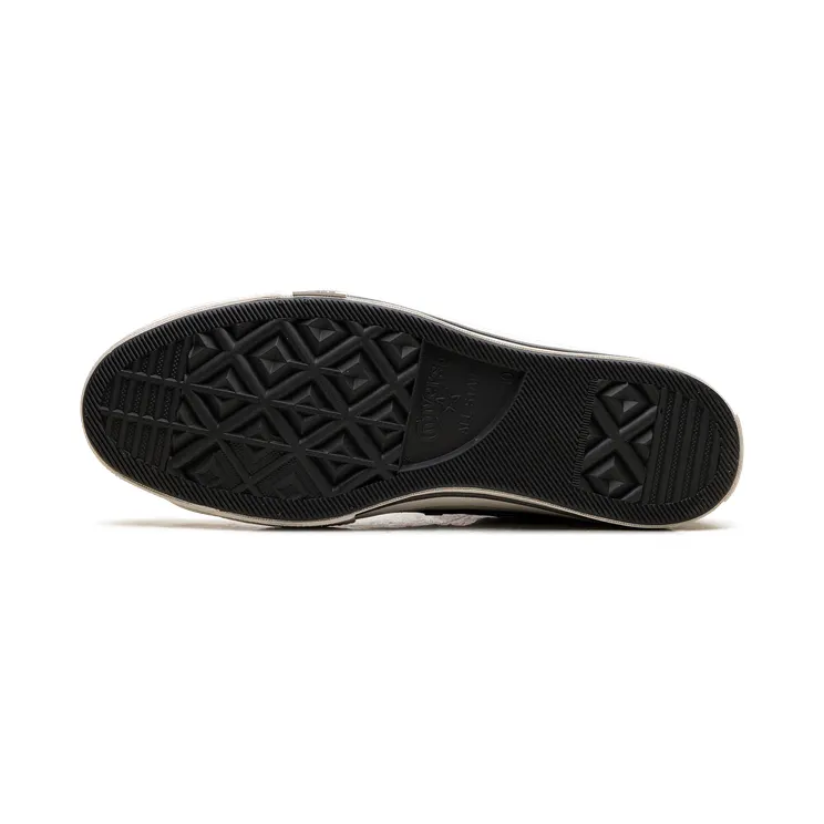 converse-chuck-taylor-all-star A21717C