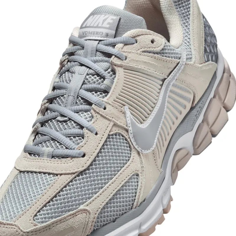 Nike Zoom Vomero 5 “Light Orewood Brown” (HF1553-101)