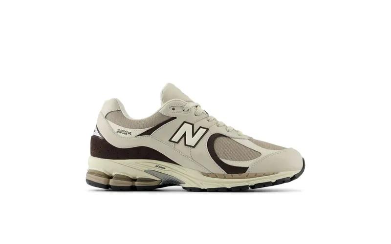 New Balance 2002R Gore-Tex Greige Grey Brown (M2002RXV)