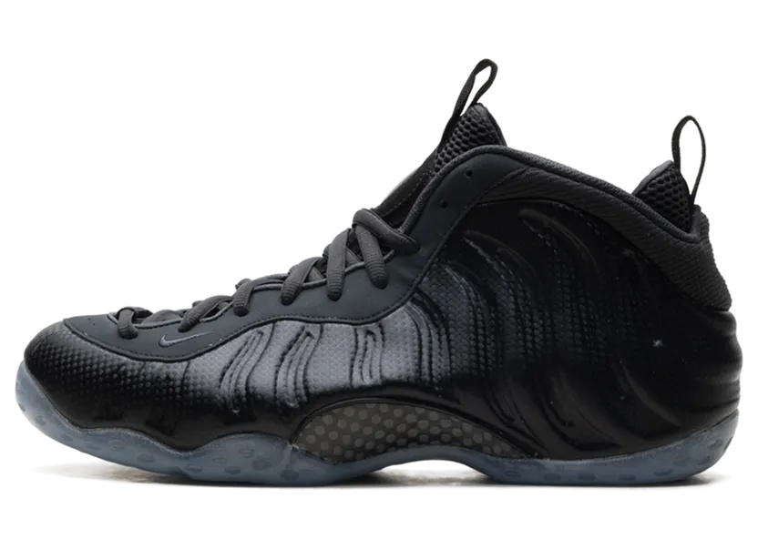 Nike Air Foamposite One “Carbon Fiber” (HF2902-002)