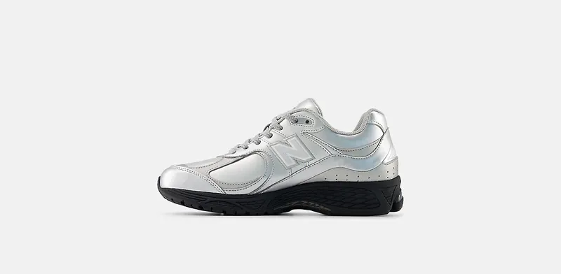 New Balance 2002R Leather Pack Silver Metallic (U2002RF)