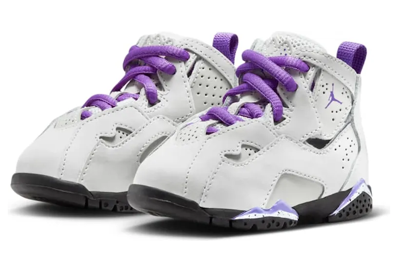 air-jordan-true-flight 343797-052