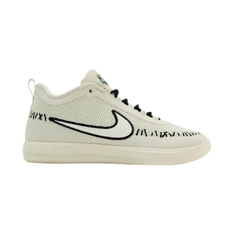 Nike Book 2 “Halloween” (IO7942-001): een Oogie Boogie-drop met masker in de doos