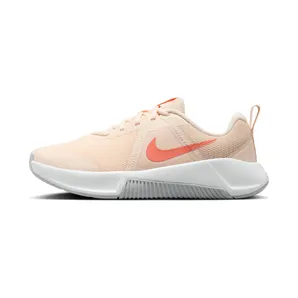 Dames binnenschoenen Nike MC Trainer 3 FQ1830-800 “Guava Ice / Pure Platinum / White / Light Wild Mango” (FQ1830-800)