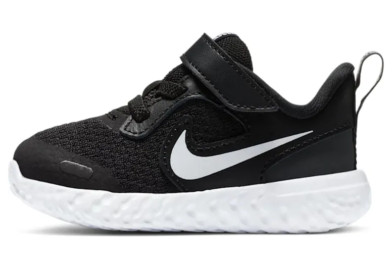Nike Revolution 5 Zwart (BQ5673-003)