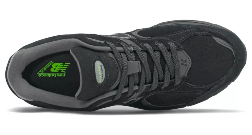 new-balance-2002r ML2002RO
