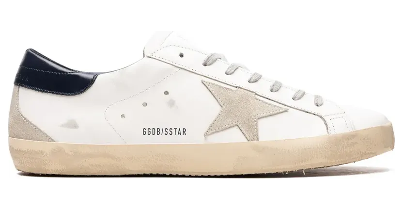 Golden Goose Super-Star met suède ster en blauwe hiellus “White” (GMF00102F000311)