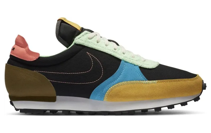 Nike Daybreak Type Fur Pack (DC3274-064)