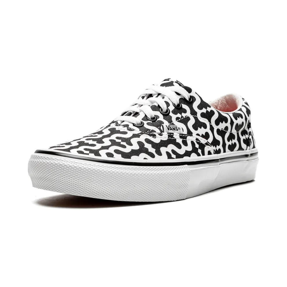 Vans Skate Era “Supreme – Monogram S – Black” (VN0A5KRV5XH)