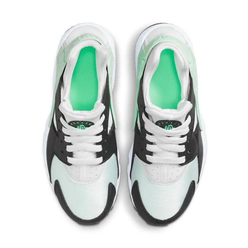 Nike Huarache Run Older Kids’ White (654275-116)