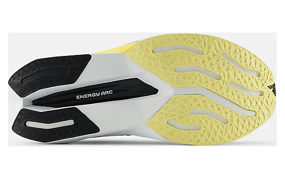 new-balance-fuelcell-supercomp MRCXLB4