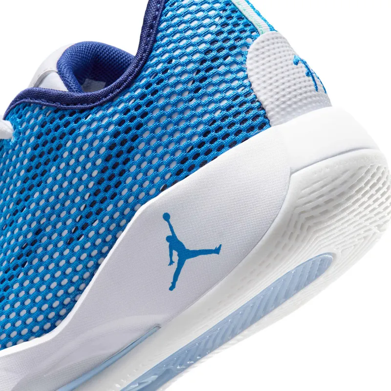 Jordan Luka .77 White (IH0573-102)