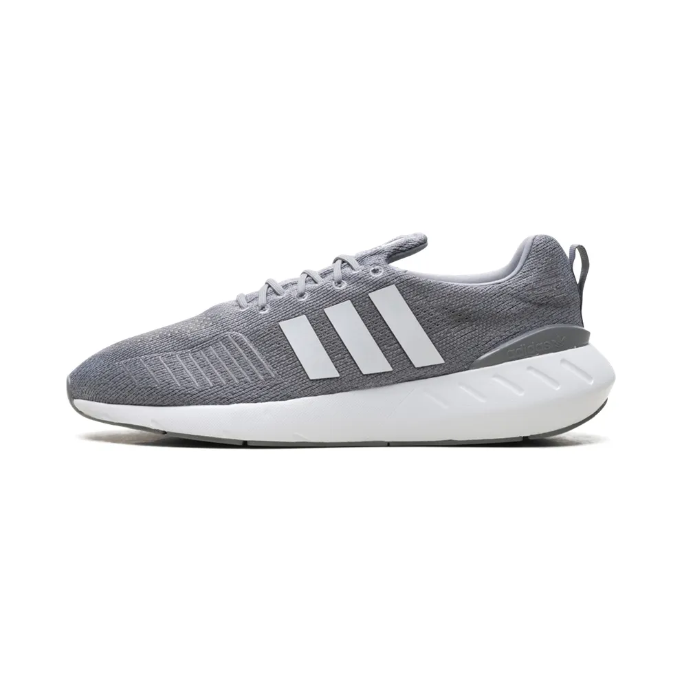 adidas Swift Run 22 Schuh Grey Three / Cloud White / Grey Four (GZ3495)