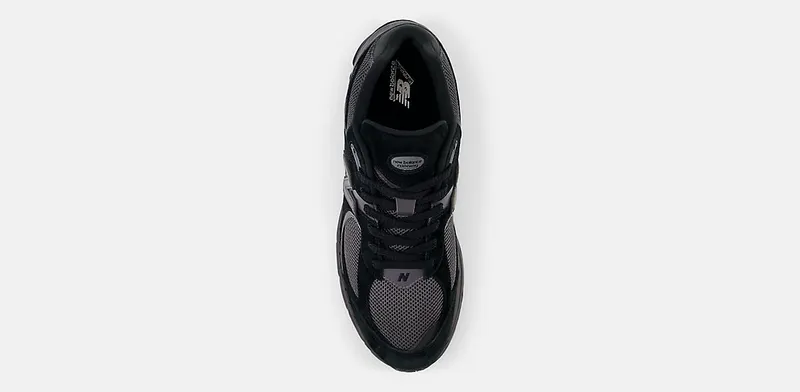 New Balance 2002R “Black Magnet” (M2002RBL)