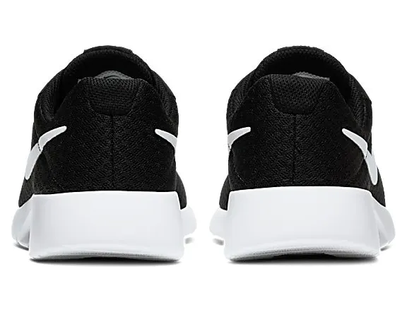 nike-tanjun 818381-011