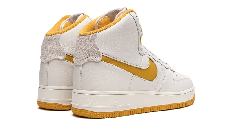 Nike AIR FORCE 1 HIGH SCULPT MNS “Phantom Yellow Ochre” (DC3590-001)