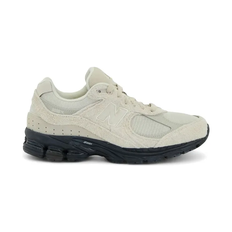 New Balance 2002R Taupe Black (M2002RZL)