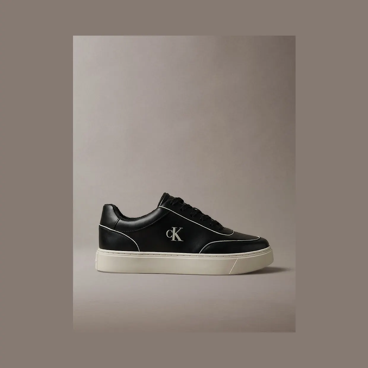 Calvin Klein CK Baseline – Leather Insulated Trainers “BLACK/DK ECRU” (HM0HM022870GK)