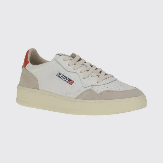 Autry Medalist Low Sneakers in Leather, Suede and Nylon with a Bicolor Design Orange (AULMLS19)
