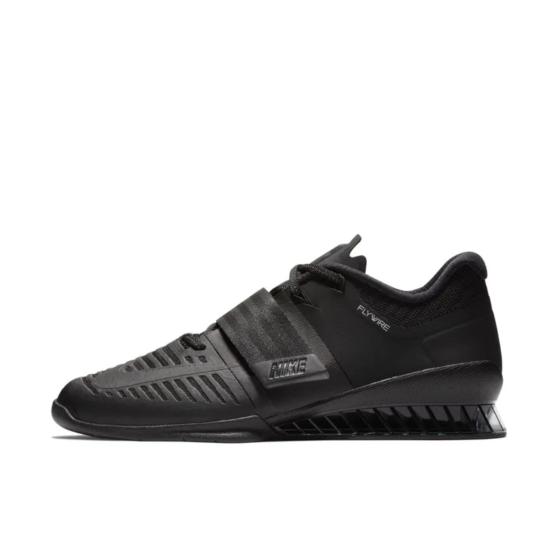 Nike Romaleos 3 Triple Black Black/Black/Black (852933-004)