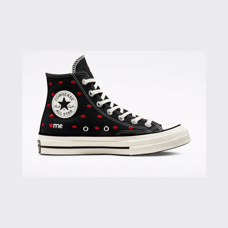 Converse Chuck 70 Embroidered Lips Black University Red Egret (A01600C)