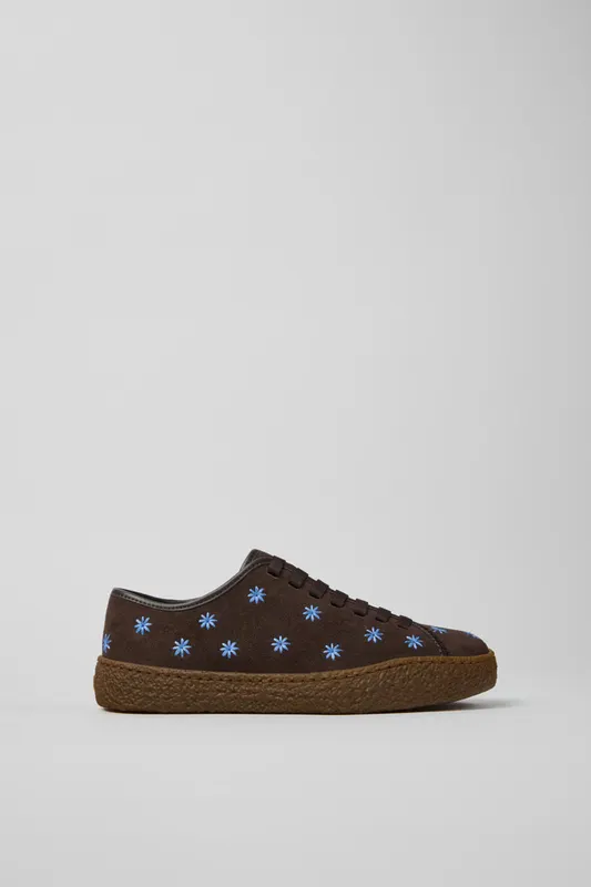 Camper Peu Terreno with Flowers – Brown (K201824004)