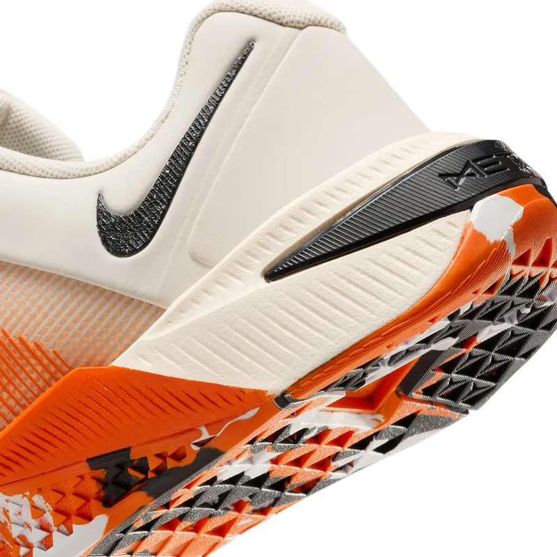 nike-metcon HQ2620-002