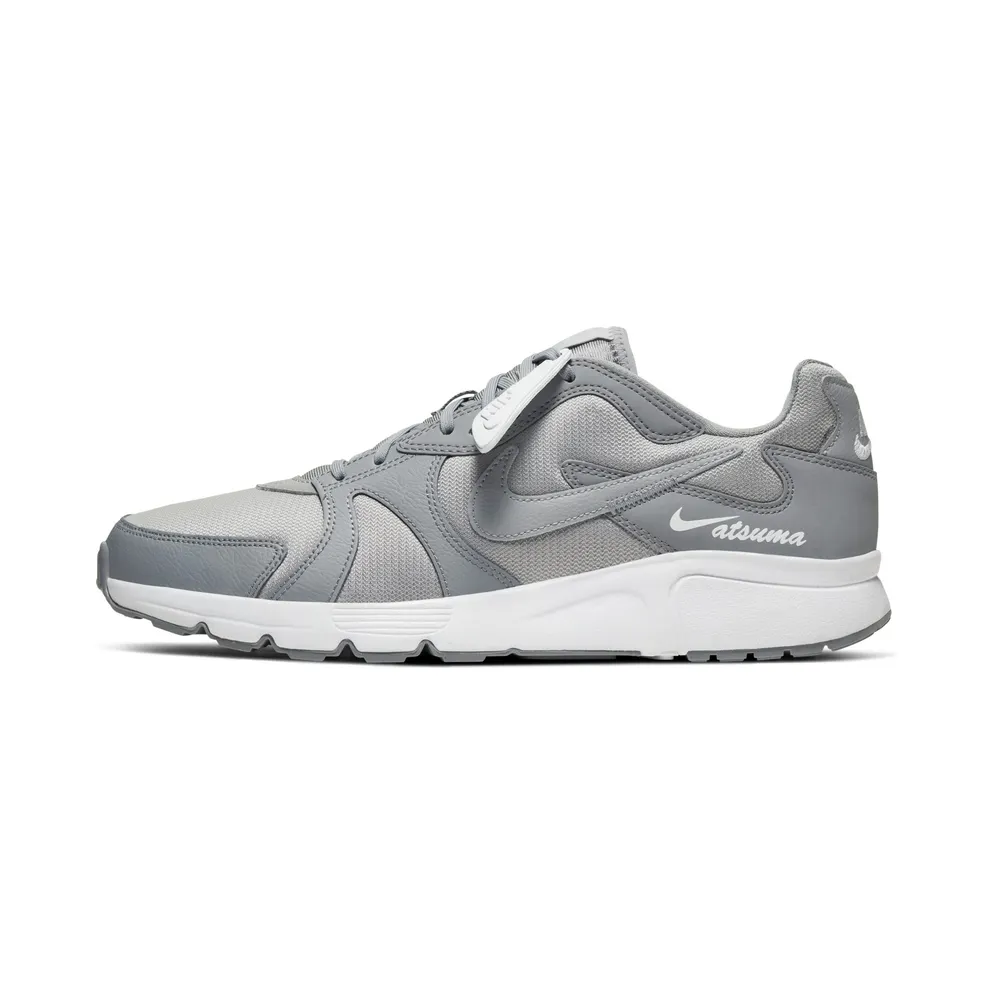Nike Atsuma “Particle Grey / White / Light Smoke Grey” (CD5461-007)