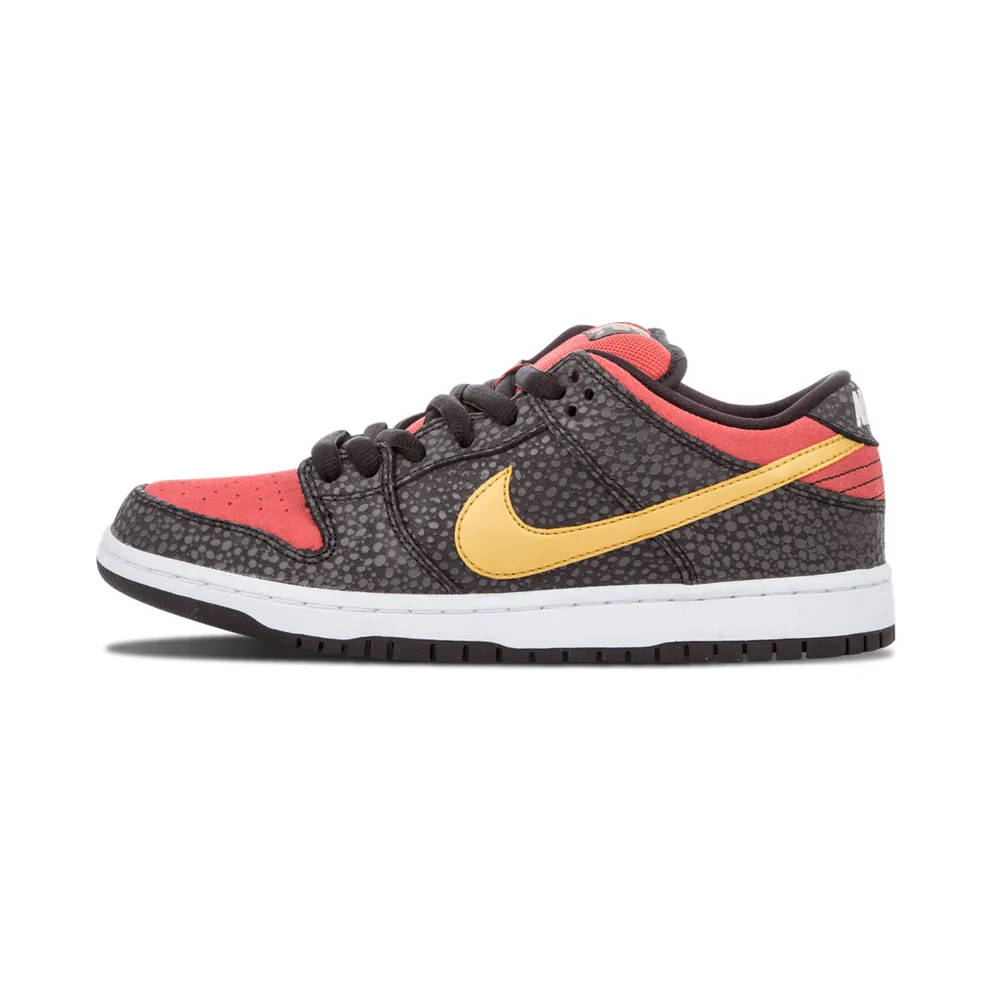 Nike Dunk SB Low Walk of Fame (504750-076)