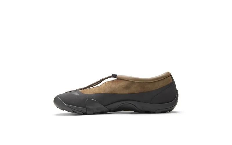 New Balance MT10T “Tokyo Design Studio – Raw Leather” (MT10TOK2)