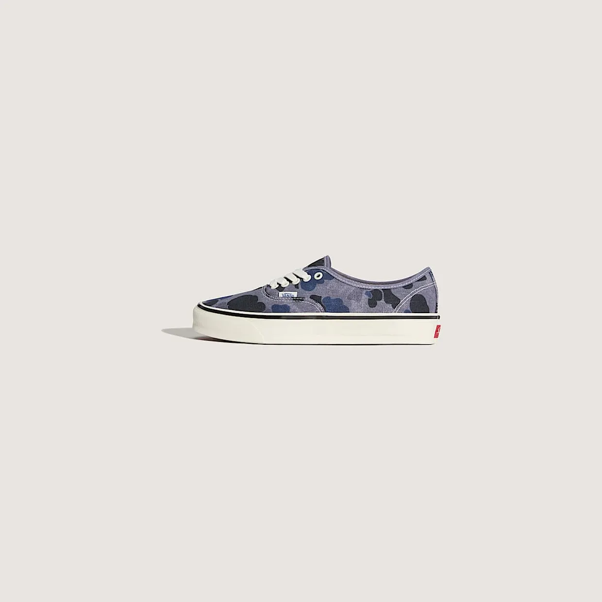 vans-authentic VN000EBNLVN