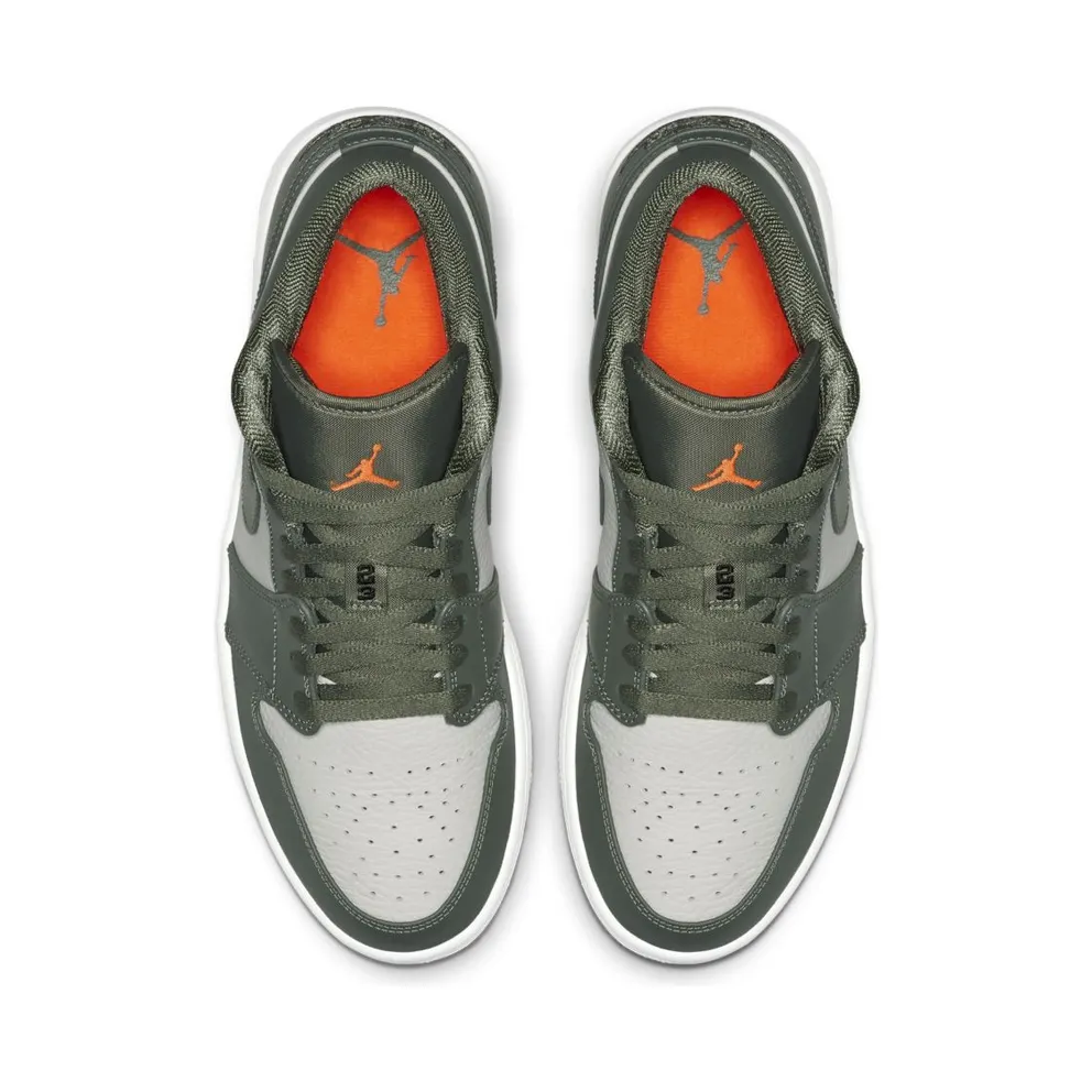 Jordan 1 Low Military Green White/Hyper Crimson-Light Bone-Vintage Lichen (553558-121)