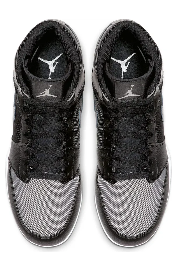 air-jordan-1 AR5604-002